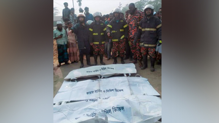 ট্রাকচাপায় মা-মেয়েসহ নিহত ৩