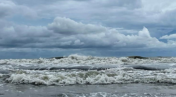 সাগরে নতুন লঘুচাপের সতর্কতা, ভারী বৃষ্টির পূর্বাভাস সাগরে নতুন লঘুচাপের সতর্কতা, ভারী বৃষ্টির পূর্বাভাস