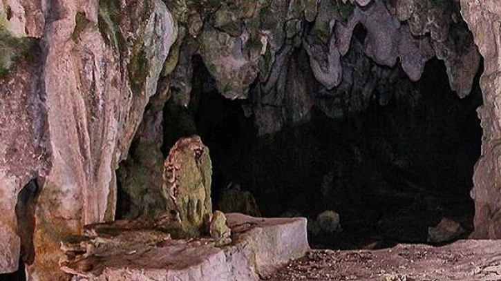 যে কারণে বলি দিয়ে মৃতদের ফেলা হতো এই হ্রদে