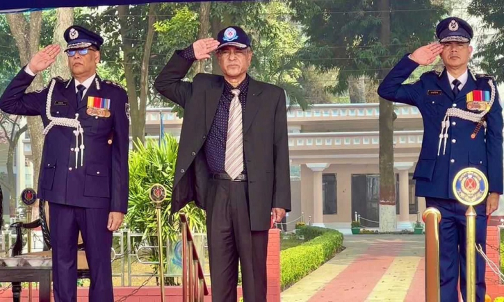 নির্বাচনে পুলিশরা প্রার্থীর কাছ থেকে আর্থিক সুবিধা গ্রহণ করবে না