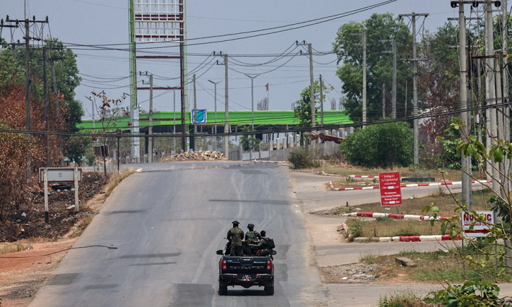 মায়ানমারে ৩৫ বছর পর মডং শহর দখল কারেন বিদ্রোহীদের