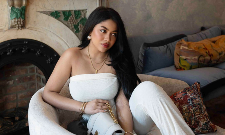 ‘প্লিজ, আপনারা নারী শিল্পীদের একটু সাপোর্ট করেন’