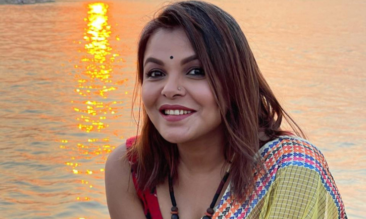 হাসিনার ৮৩২ ভরি সোনা, শাওন বললেন ‘চকবাজার মার্কা জিনিস’