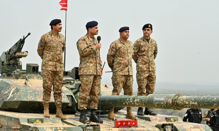 ট্রাম্পের গাজা পরিকল্পনা, আলোচনায় পাকিস্তানের সামরিক প্রধান