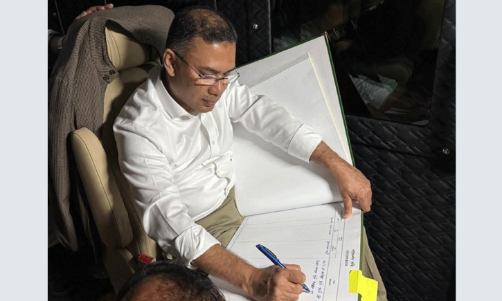 জাতীয় স্মৃতিসৌধের পরিদর্শন বইতে যা লিখলেন তারেক রহমান