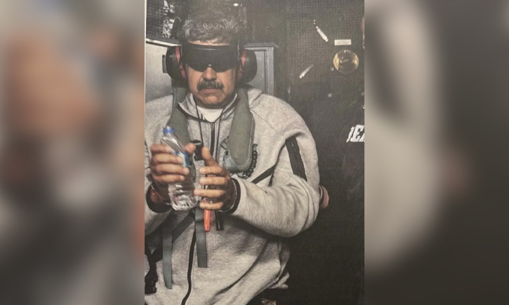 মাদুরোর আটকাবস্থার ছবি প্রকাশ