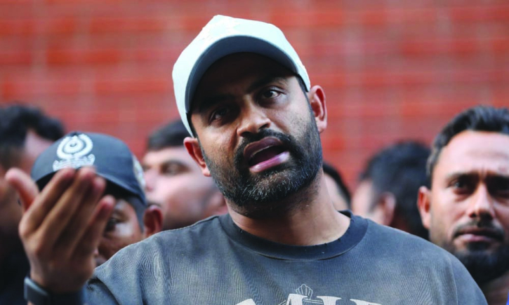 তামিমকে এখনো ‘ভারতের দালাল’ই বলছেন নাজমুল