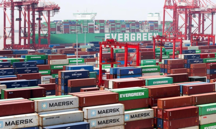 চীনের বাণিজ্য উদ্বৃত্ত ট্রাম্পের শুল্কের চেয়েও বিপজ্জনক হতে পারে