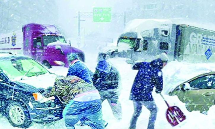 শীত ও তুষারঝড়ে বিপর্যস্ত যুক্তরাষ্ট্র, ২০ জনের মৃত্যু