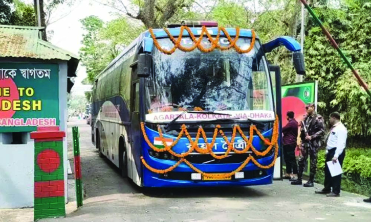 দেড় বছর পর ফের চালু হলো আগরতলা-ঢাকা-কলকাতা বাস সার্ভিস