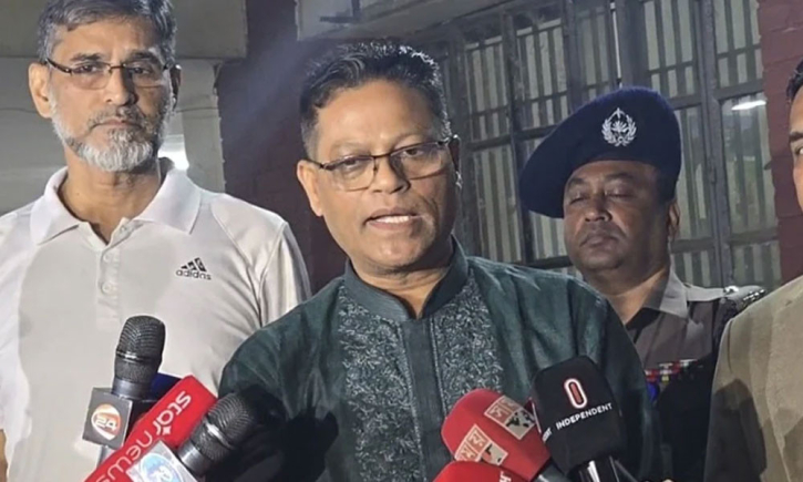 অপরাধী যেই হোক, কাউকে ছাড় দেওয়া হবে না : আইজিপি