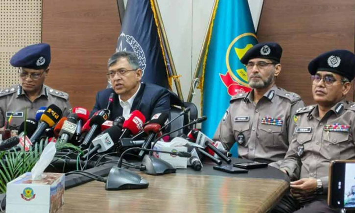 চাঁদাবাজদের তালিকা করে শিগগিরই অভিযান : স্বরাষ্ট্রমন্ত্রী