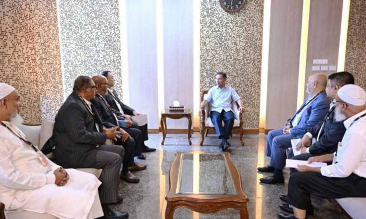 বস্ত্র খাতের উন্নয়নে সব ধরনের সহযোগিতার আশ্বাস প্রধানমন্ত্রীর বস্ত্র খাতের উন্নয়নে সব ধরনের সহযোগিতার আশ্বাস প্রধানমন্ত্রীর