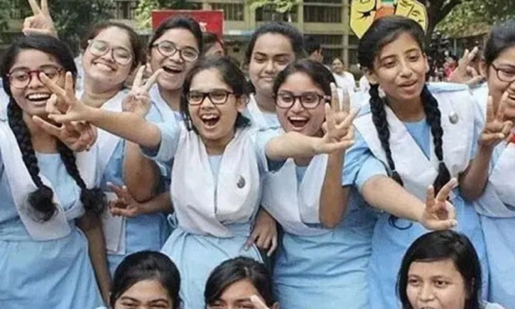 এসএসসির খাতা পুনর্নিরীক্ষণ: পাস করল ৪৫৮৫ শিক্ষার্থী