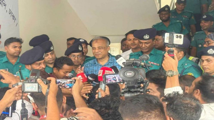 সাবেক রাষ্ট্রপতি আবদুল হামিদের দেশে ফেরা নিয়ে যা বললেন স্বরাষ্ট্র উপদেষ্টা সাবেক রাষ্ট্রপতি আবদুল হামিদের দেশে ফেরা নিয়ে যা বললেন স্বরাষ্ট্র উপদেষ্টা