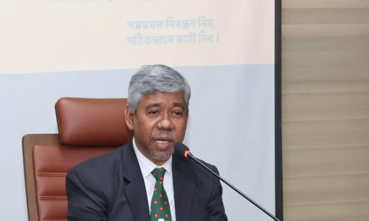 ‘বাজেটে সিগারেটের ওপর শুল্ক-কর বাড়ানোর সম্ভাবনা নেই’