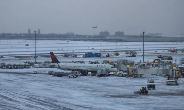 ভারি তুষারপাতে বিপর্যস্ত ইউরোপ, নিহত ৬