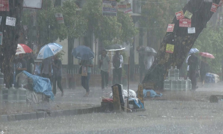 ৭ বিভাগে বজ্রসহ বৃষ্টি হতে পারে আজ