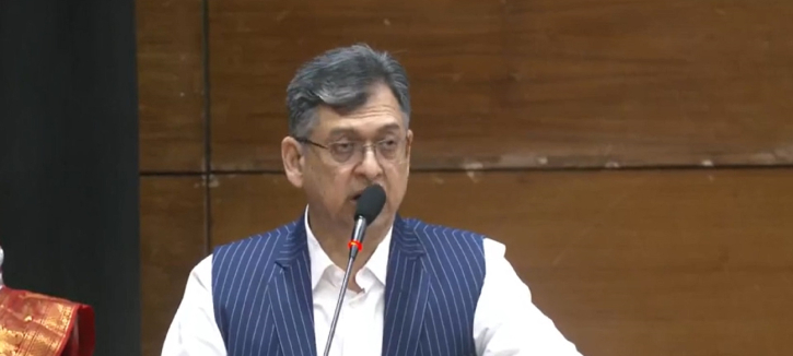 ডাকসু নির্বাচনে বিজয়ীদের অভিনন্দন জানালেন সালাহউদ্দিন আহমদ