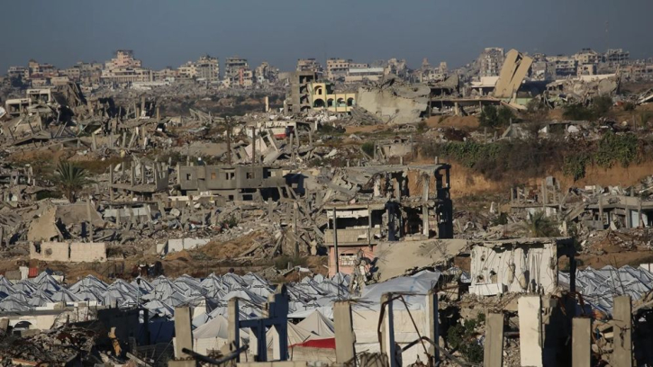 গাজায় ফের ইসরাইলি হামলা, সাংবাদিকসহ নিহত ৫