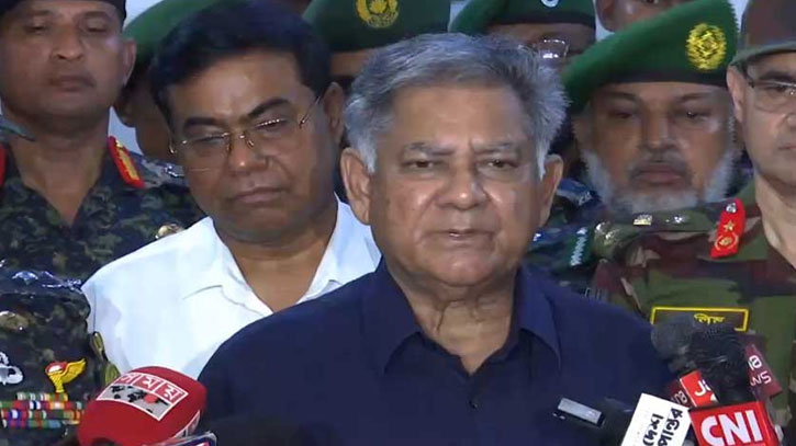 আগামী ৭ দিনের মধ্যে অবৈধ অস্ত্র জমার নির্দেশ