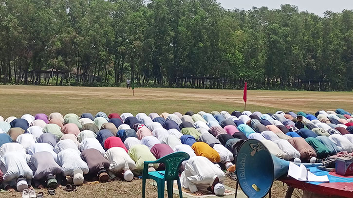 বৃষ্টির জন্য ইবিতে ইসতিসকার নামাজ আদায়