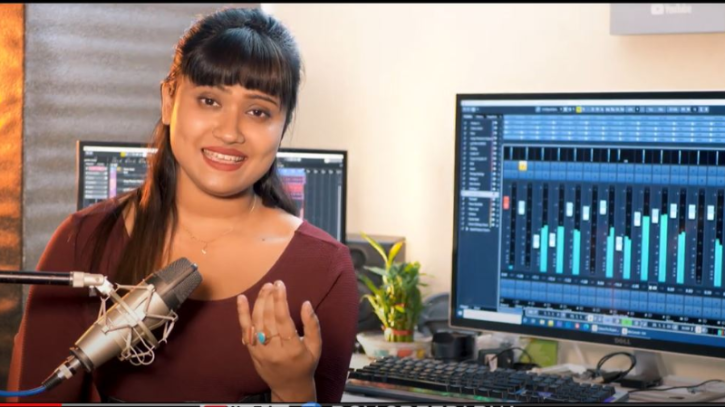 হিন্দি-বাংলার পর এবার পাঞ্জাবি গানে চমক রায় শ্রীপর্ণার