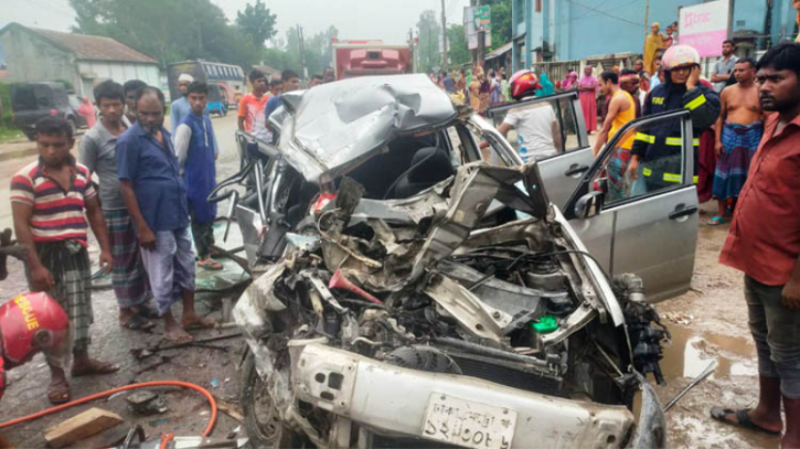 ঈদের দ্বিতীয় দিনে গাইবান্ধায় সড়কে ঝরল দুই প্রাণ