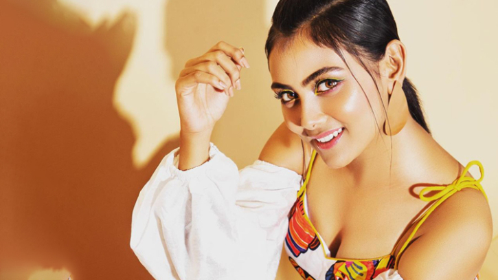 ‘বিসমিল্লাহ’ বলায় ভারতে তোপের মুখে ইধিকা পাল ‘বিসমিল্লাহ’ বলায় ভারতে তোপের মুখে ইধিকা পাল