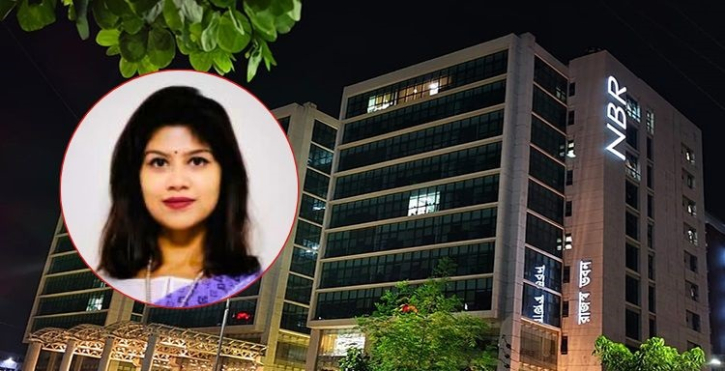 সহকারী কর কমিশনার ঘুষকাণ্ডে বরখাস্ত সহকারী কর কমিশনার ঘুষকাণ্ডে বরখাস্ত