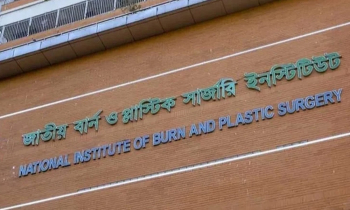 উত্তরায় গ্যাস লিকেজ থেকে বিস্ফোরণ, নারী-শিশুসহ দগ্ধ ১০