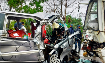 বিয়ের আনন্দেই নেমে এলো মৃত্যু, মারা গেলেন ১৩ জন