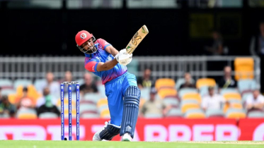 এক ওভারে ৪৫ রান নিয়ে বিশ্ব রেকর্ড গড়লেন উসমান গনি