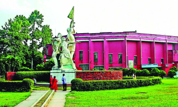 ৩৪ দিন বন্ধের পর আজ খুলছে বাকৃবি