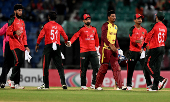 ধবলধোলাই এড়াতে পারল না বাংলাদেশ ধবলধোলাই এড়াতে পারল না বাংলাদেশ