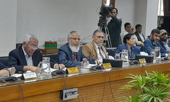 ‘যারা কারাগারে আছেন, তারাও ভোট দিতে পারবেন’ ‘যারা কারাগারে আছেন, তারাও ভোট দিতে পারবেন’