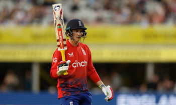 আইপিএল থেকে যে কারণে নিষিদ্ধ হলেন হ্যারি ব্রুক আইপিএল থেকে যে কারণে নিষিদ্ধ হলেন হ্যারি ব্রুক