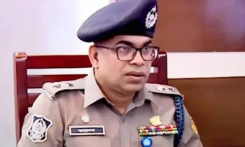 ‘হাদির হামলাকারীরা ভারতে পালিয়ে গেছেন কি না তথ্য নেই’ ‘হাদির হামলাকারীরা ভারতে পালিয়ে গেছেন কি না তথ্য নেই’