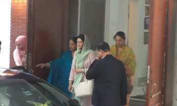 লন্ডনের উদ্দেশে ঢাকা ছাড়ছেন জুবাইদা রহমান