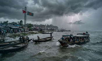 আট অঞ্চলে ঝড়ের শঙ্কা, নদীবন্দরে সতর্কতা