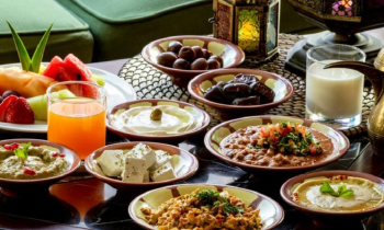 বয়স্কদের সুস্থতায় ইফতারে কেমন খাবার চাই