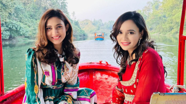 সাবিলার প্রশংসায় মুগ্ধ মেহজাবীন, ‘তাণ্ডব’ দেখলেন একসঙ্গে