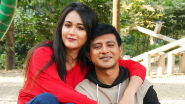‘ডাবল টাইমিং’ বিতর্কে মুখোমুখি শামীম ও অহনা