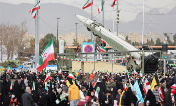 যুক্তরাষ্ট্রকে জ্বালানি-খনি-বিমান নিয়ে আলোচনার প্রস্তাব ইরানের