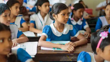 প্রাথমিকে শিক্ষার মান খারাপ, যত্ন নেই দুর্বল শিক্ষার্থীদের