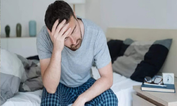 ঘুম ভাঙতেই ক্লান্ত লাগে? জেনে নিন, কারণ ও করণীয়