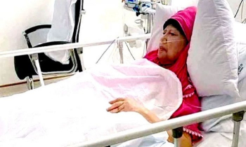 খালেদা জিয়ার শারীরিক অবস্থা অত্যন্ত সংকটাপন্ন