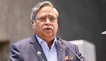 সাবেক রাষ্ট্রপতির বিরুদ্ধে ৫০০ কোটি টাকা আত্মসাতের অভিযোগ