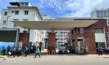 বৃহস্পতিবার থেকে সচিবালয় কর্মচারীদের প্রতিদিন এক ঘণ্টা কর্মবিরতি