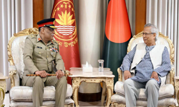 প্রধান উপদেষ্টার সঙ্গে পাকিস্তানের যৌথ বাহিনী প্রধানের সাক্ষাৎ